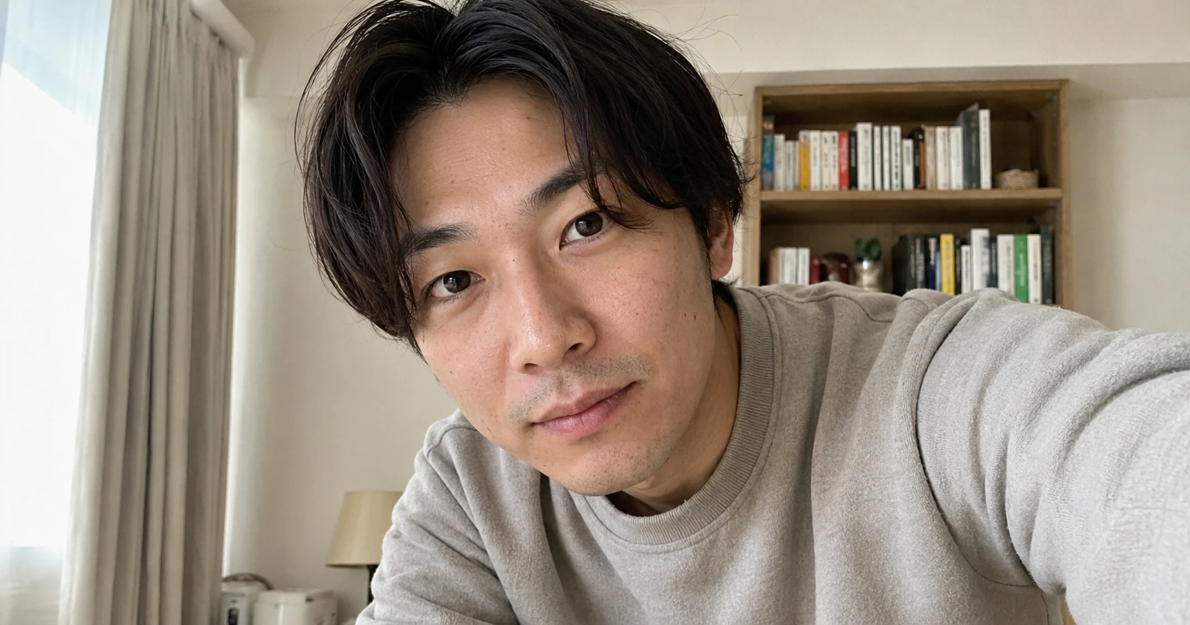 最初から少し距離が近くて、会話に集中できなかったの記事イメージ